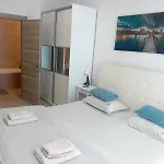 Mamaia Dream1 By Cb Seafront In & Pools
