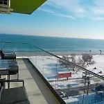 Mamaia Dream1 By Cb Seafront In & Pools *