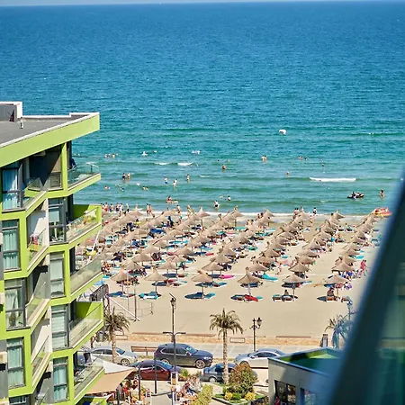 Mamaia Dream1 By Cb Seafront In & Pools Lägenhet