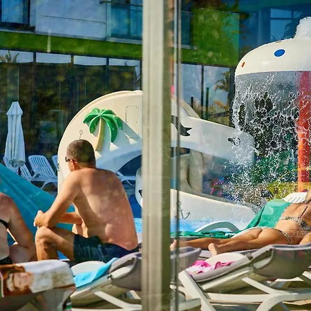 Mamaia Dream1 By Cb Seafront In & Pools Lägenhet