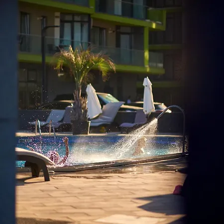 Lägenhet Mamaia Dream1 By Cb Seafront In & Pools