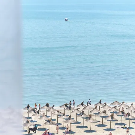 Mamaia Dream1 By Cb Seafront In & Pools Navodari