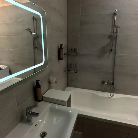 Mamaia Dream1 By Cb Seafront In & Pools Apartment