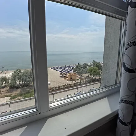 Mamaia Dream1 By Cb Seafront In & Pools Apartment Navodari