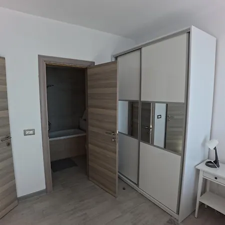Apartment Mamaia Dream1 By Cb Seafront In & Pools Navodari