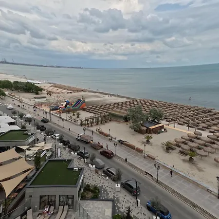 Mamaia Dream1 By Cb Seafront In & Pools