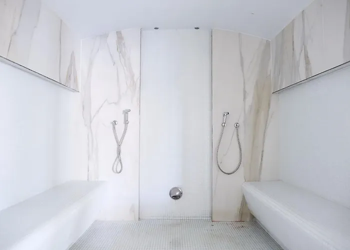 Mamaia Dream1 By Cb Seafront In & Pools Apartment *