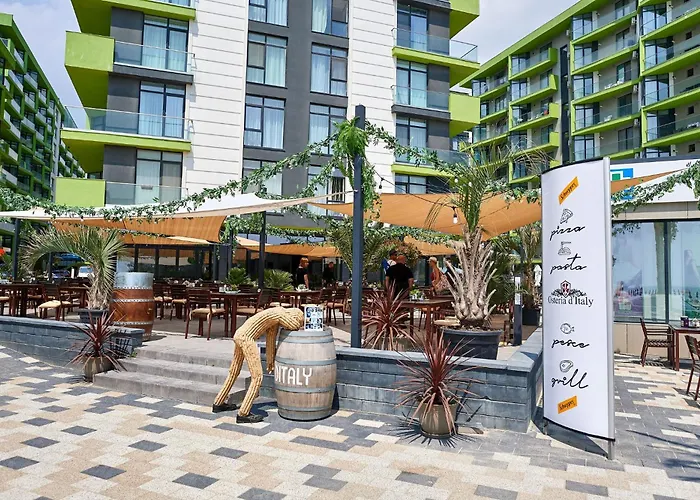 Apartment Mamaia Dream1 By Cb Seafront In & Pools Navodari